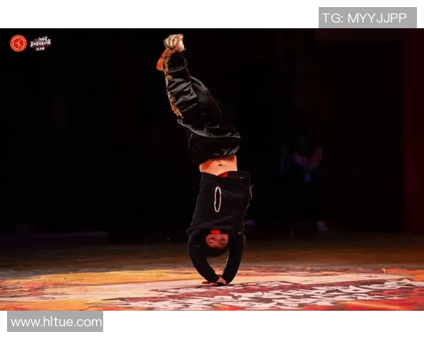 街舞装备选购指南:精选专业服装助你舞出精彩风采 街舞装备选购指南:精选专业服装助你舞出精彩风采