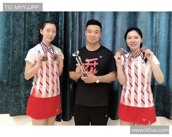 西安羽毛球队与上海羽毛球队赛后技术分析与战术对比探讨 西安羽毛球队与上海羽毛球队赛后技术分析与战术对比探讨