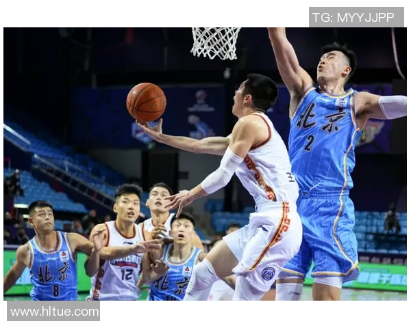 赛后分析:北京篮球队与南京篮球队实力对比及比赛亮点回顾 赛后分析:北京篮球队与南京篮球队实力对比及比赛亮点回顾